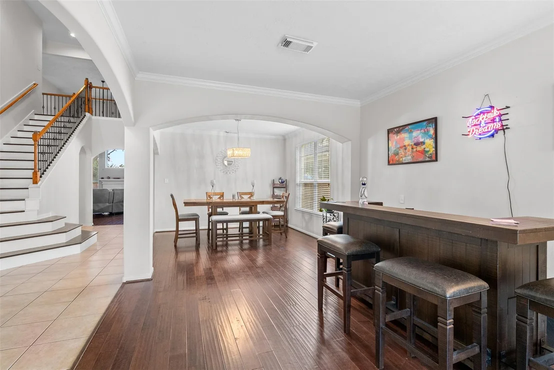 Photo of 1012 Walnut Pointe