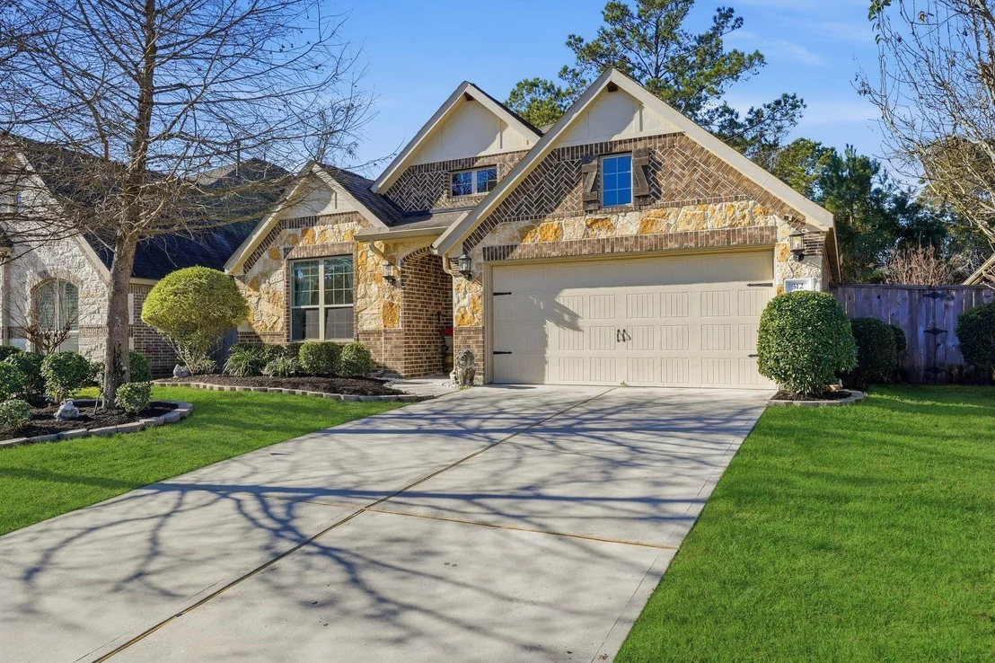 Photo of 312 Fox Trail Road