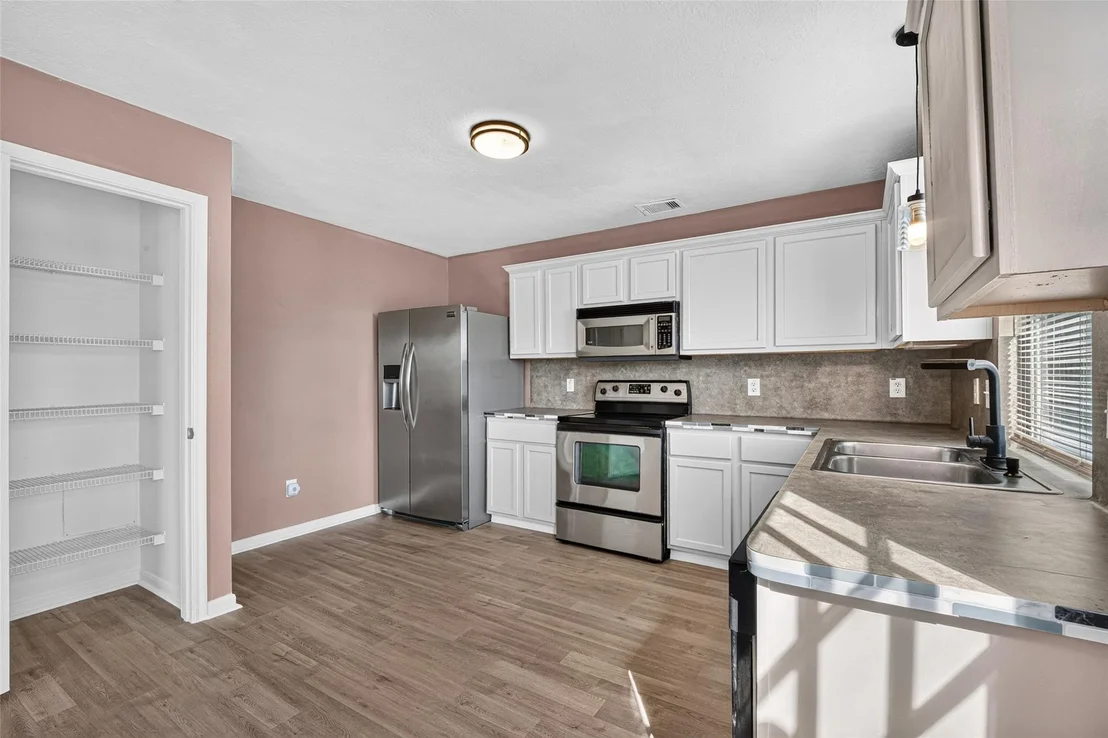 Photo of 5507 Violet Path Lane