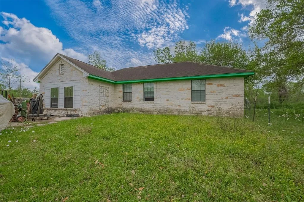 Photo of 10374 County Road 909