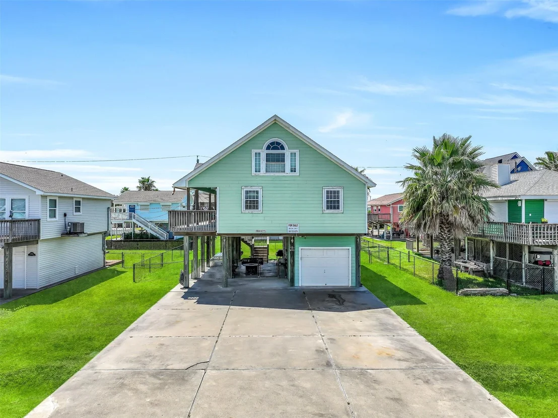 Photo of 4018 Reeves Drive