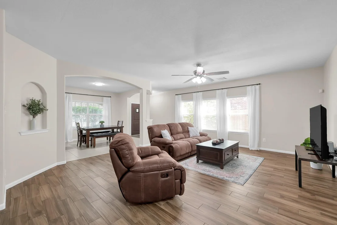 Photo of 21507 Lozar Drive