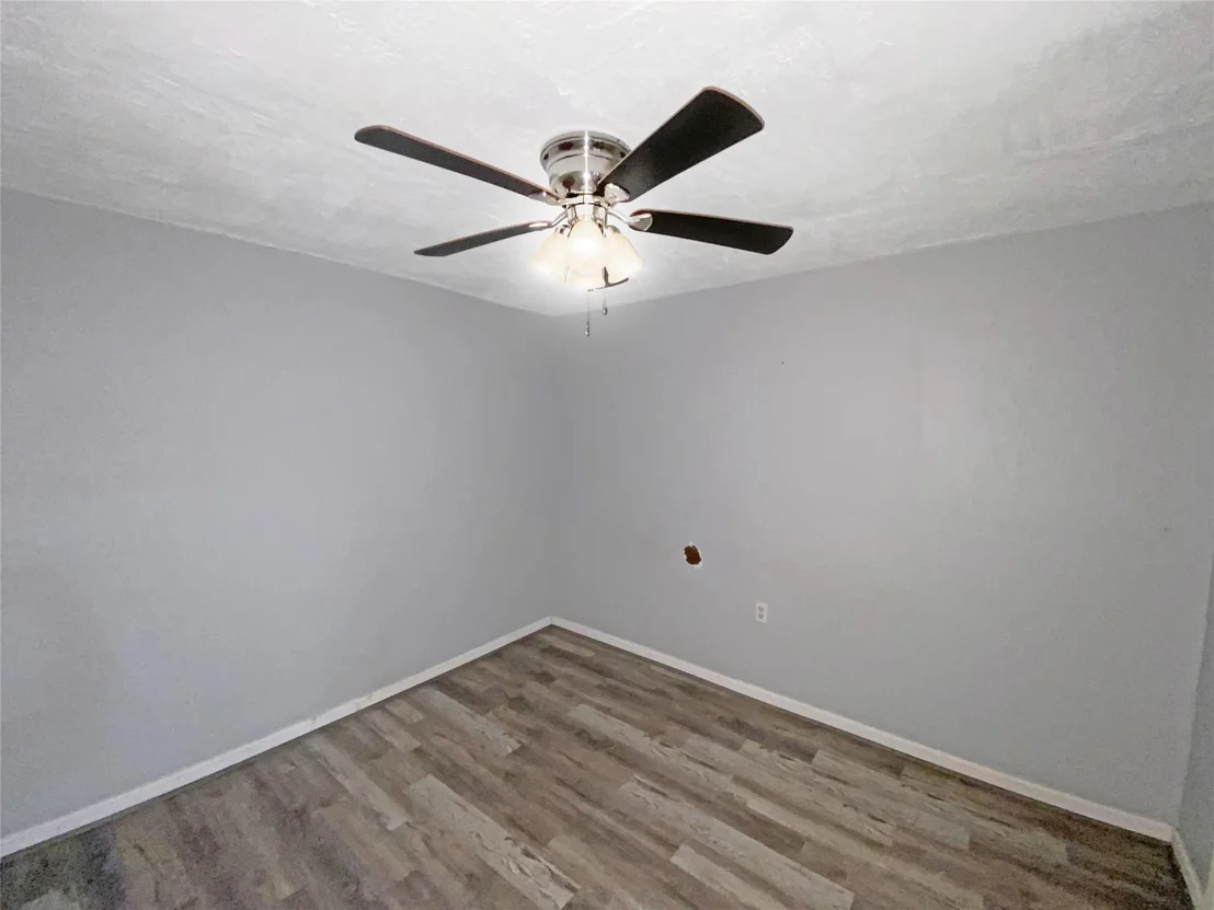 Photo of 506 Azalea Drive