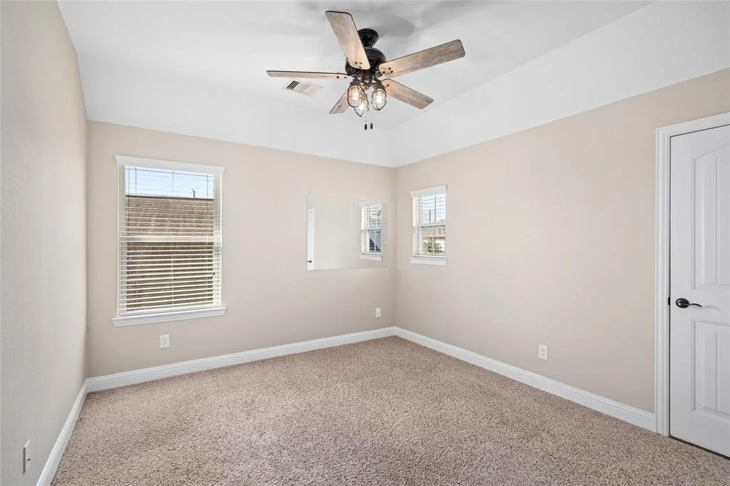 Photo of 22310 Nobleton Drive
