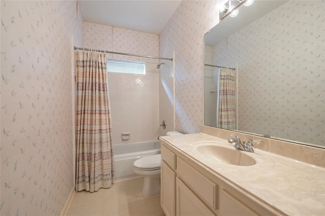 Photo of 1615 Evergreen Lane