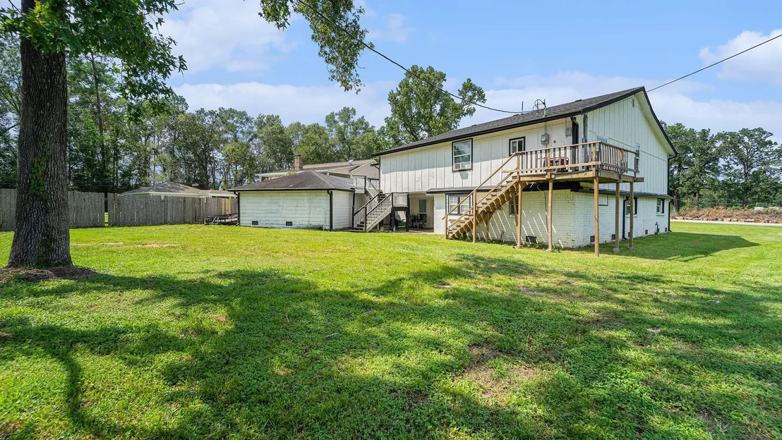 Photo of 302 Brook Hollow Drive