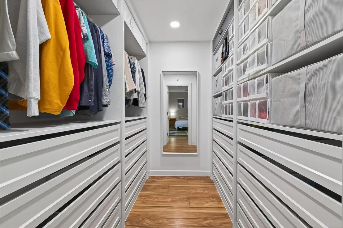 Photo of 5715 Claridge Drive