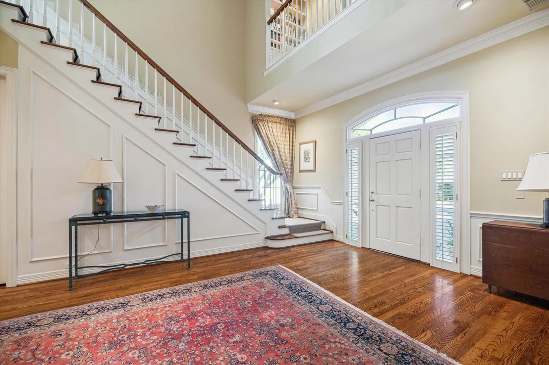 Photo of 2514 Westgate Drive