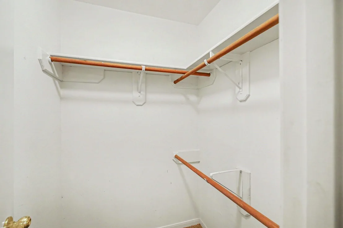 Photo of 3234 Lee Circle