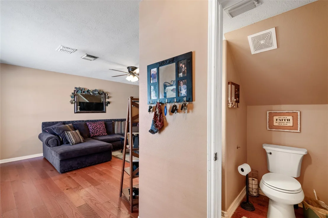 Photo of 3727 Oak Lace Drive