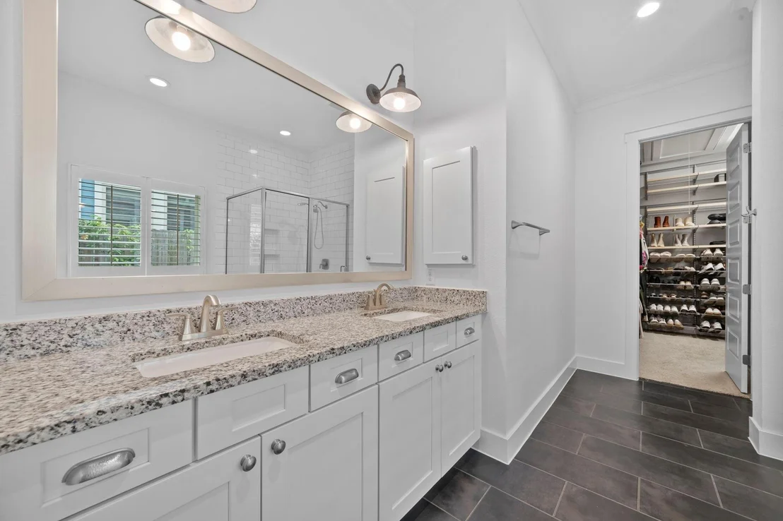 Photo of 17031 Seminole Ridge Drive
