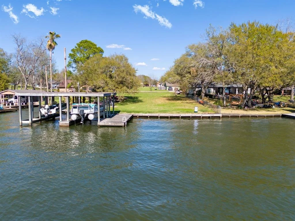 Photo of 13476 Hawthorne Drive