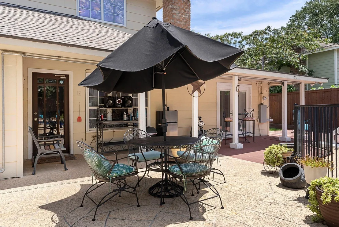 Photo of 618 Brook Hollow Drive