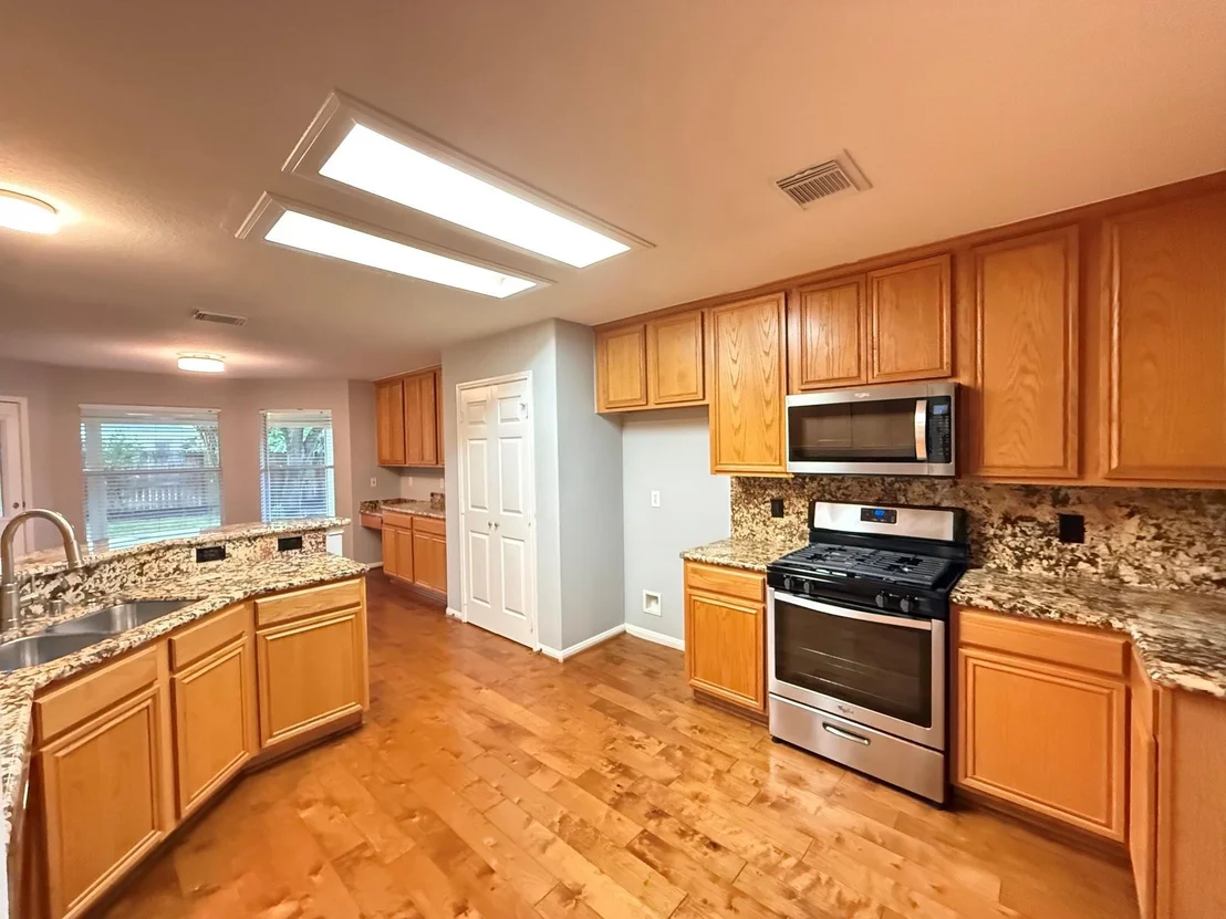 Photo of 19522 Fernhaven Drive