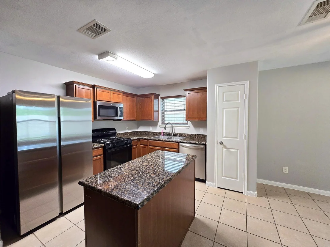 Photo of 10320 Stone Gate Drive