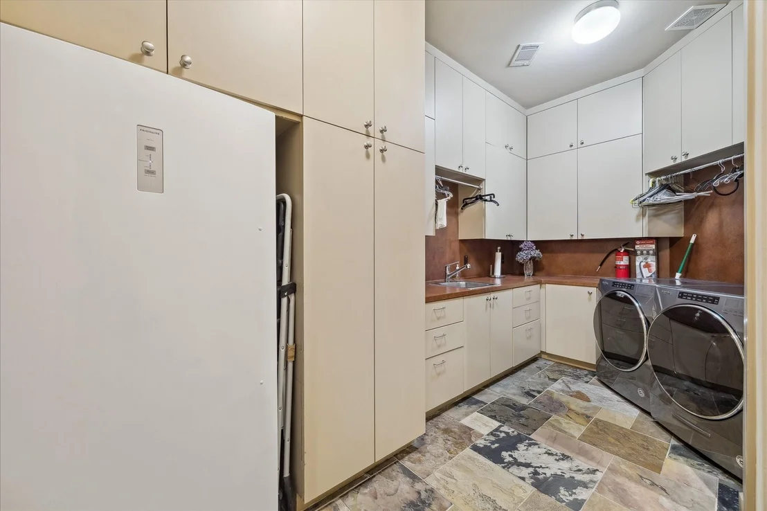 Photo of 5027 Heatherglen Drive