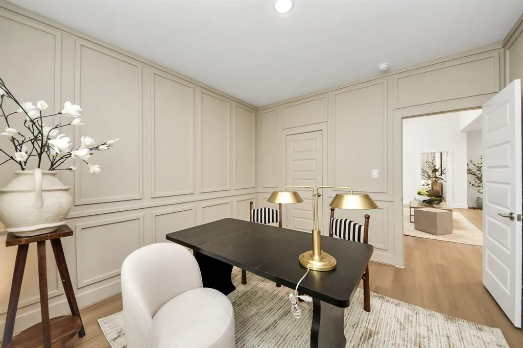 Photo of 2204 Diagonal Lane