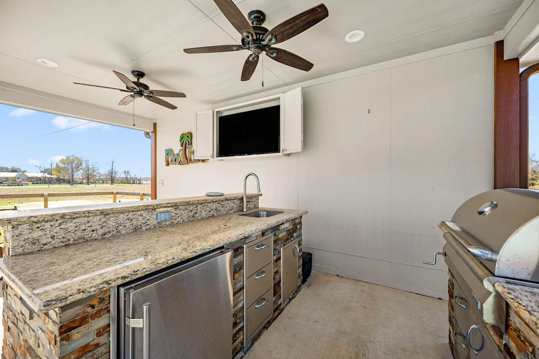 Photo of 26253 Sharp Road