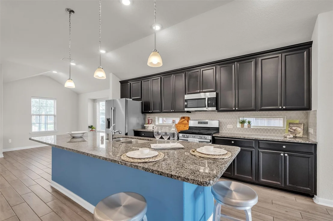 Photo of 5010 Rue Dela Croix Drive N