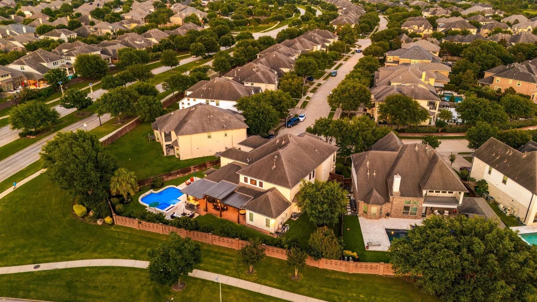 Photo of 5102 Hawthorne Bend Drive