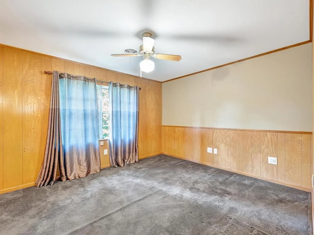 Photo of 208 Burnett Drive