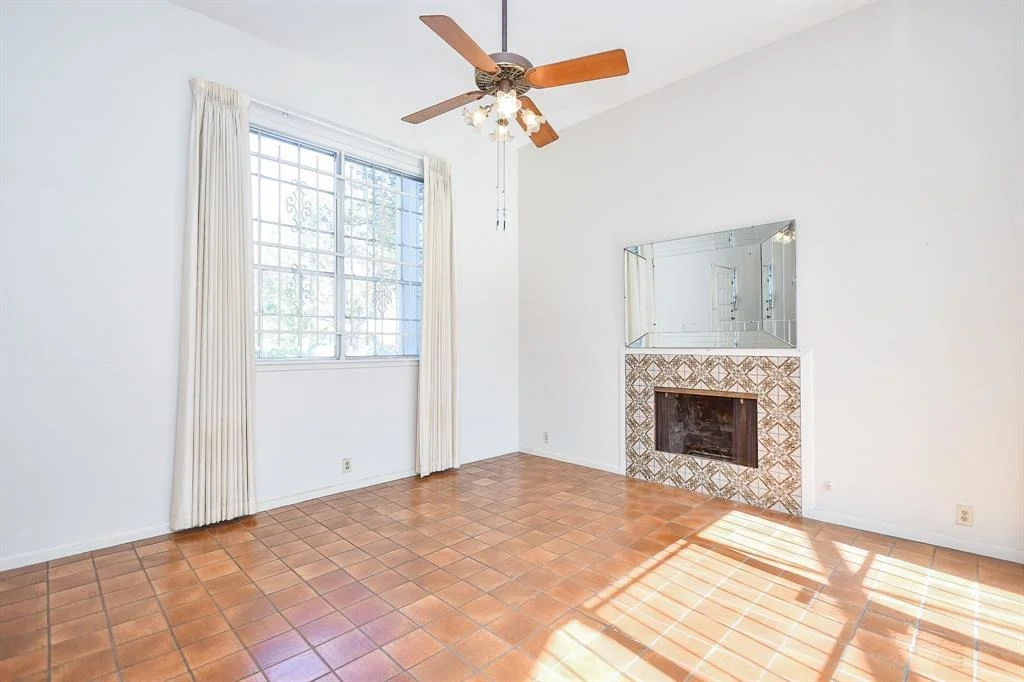 Photo of 1125 Jackson Boulevard