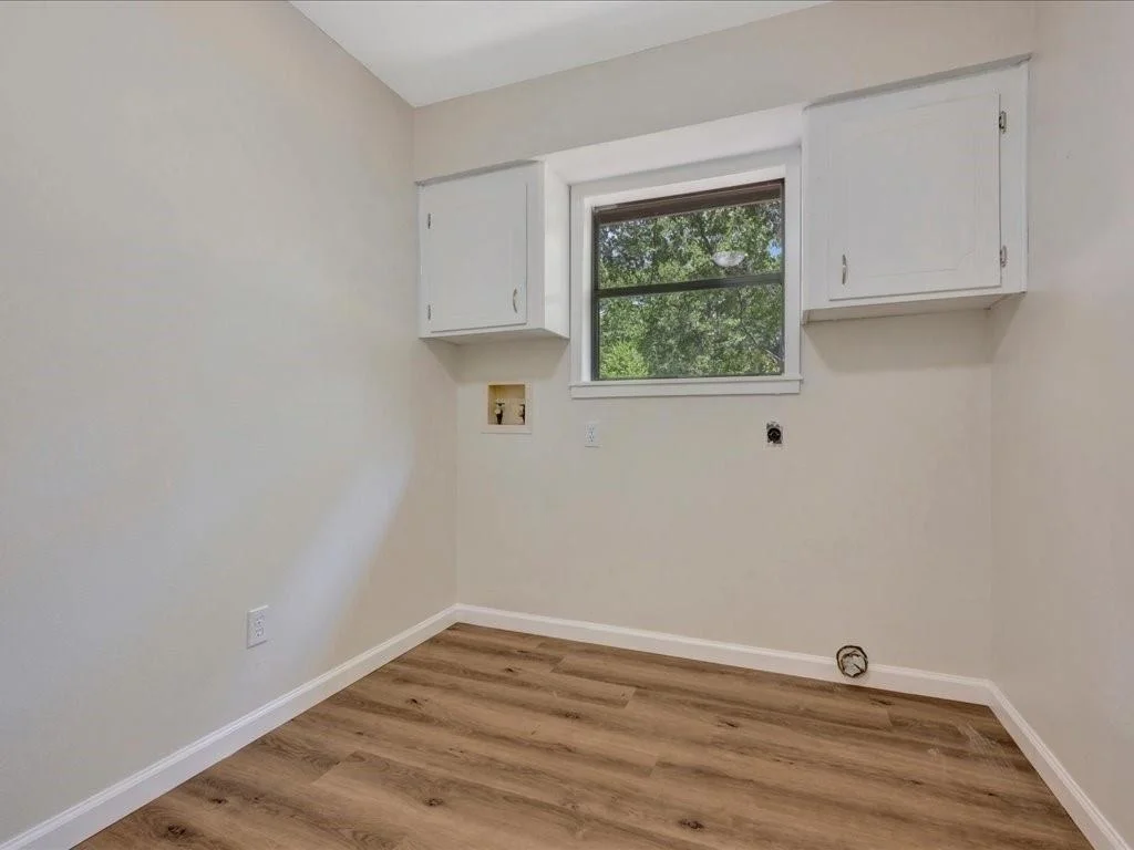 Photo of 900 Edgewood Circle