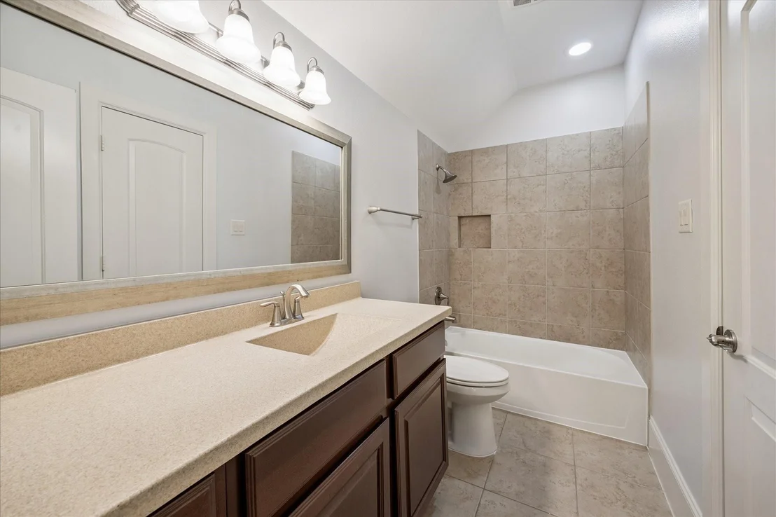 Photo of 1542 Moritz Park