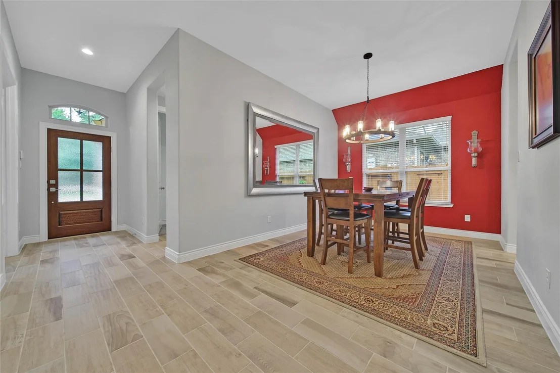 Photo of 280 Dawn Brook Lane