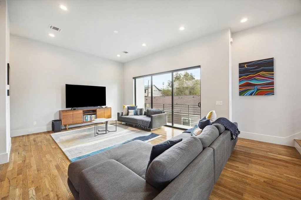 Photo of 808 Olive Street