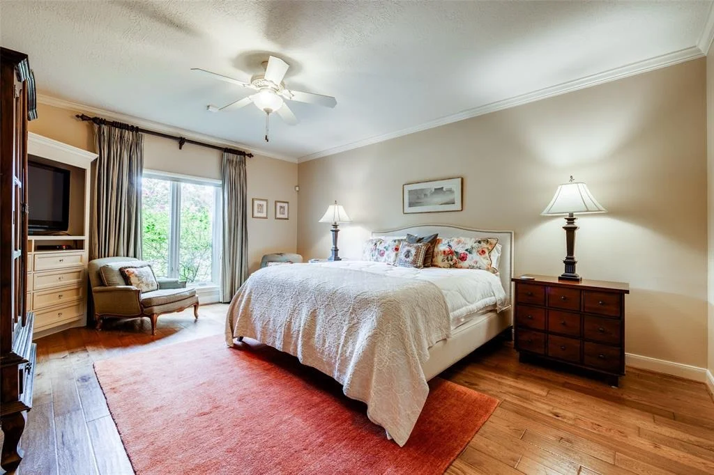 Photo of 510 Commodore Way