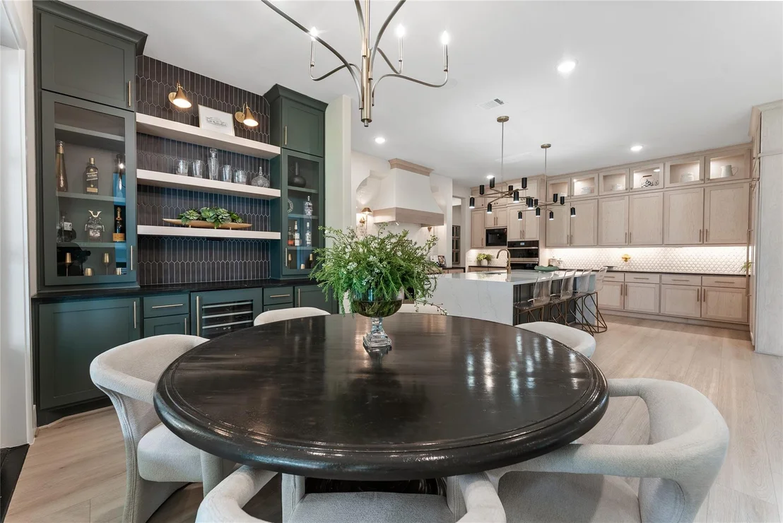 Photo of 2118 Bennet Court