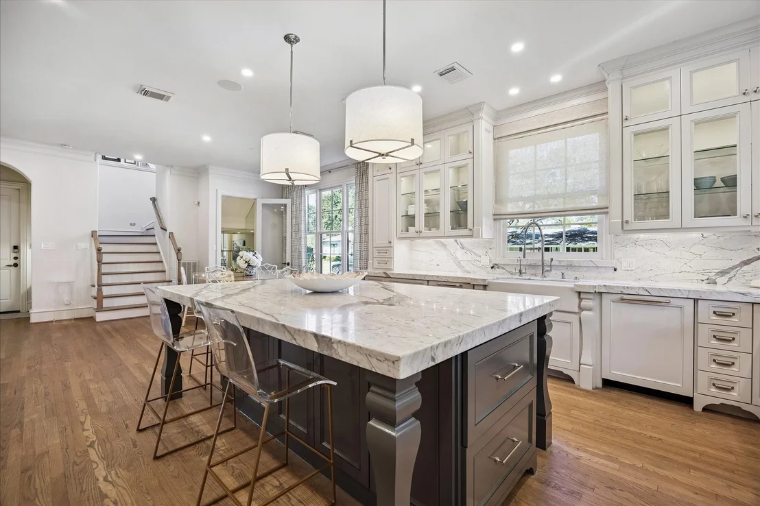 Photo of 1020 River Glynn Drive