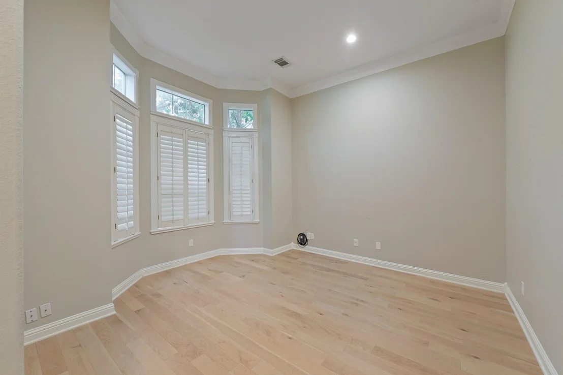 Photo of 2610 W Bainbridge Circle
