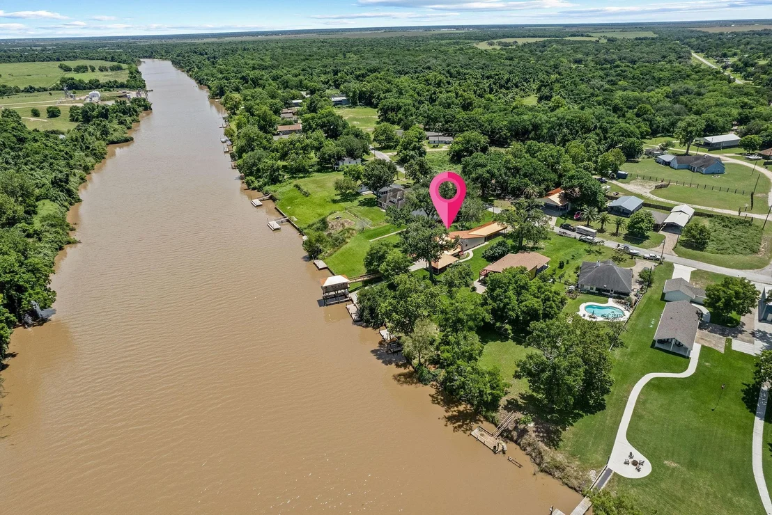 Photo of 129 Selkirk Drive