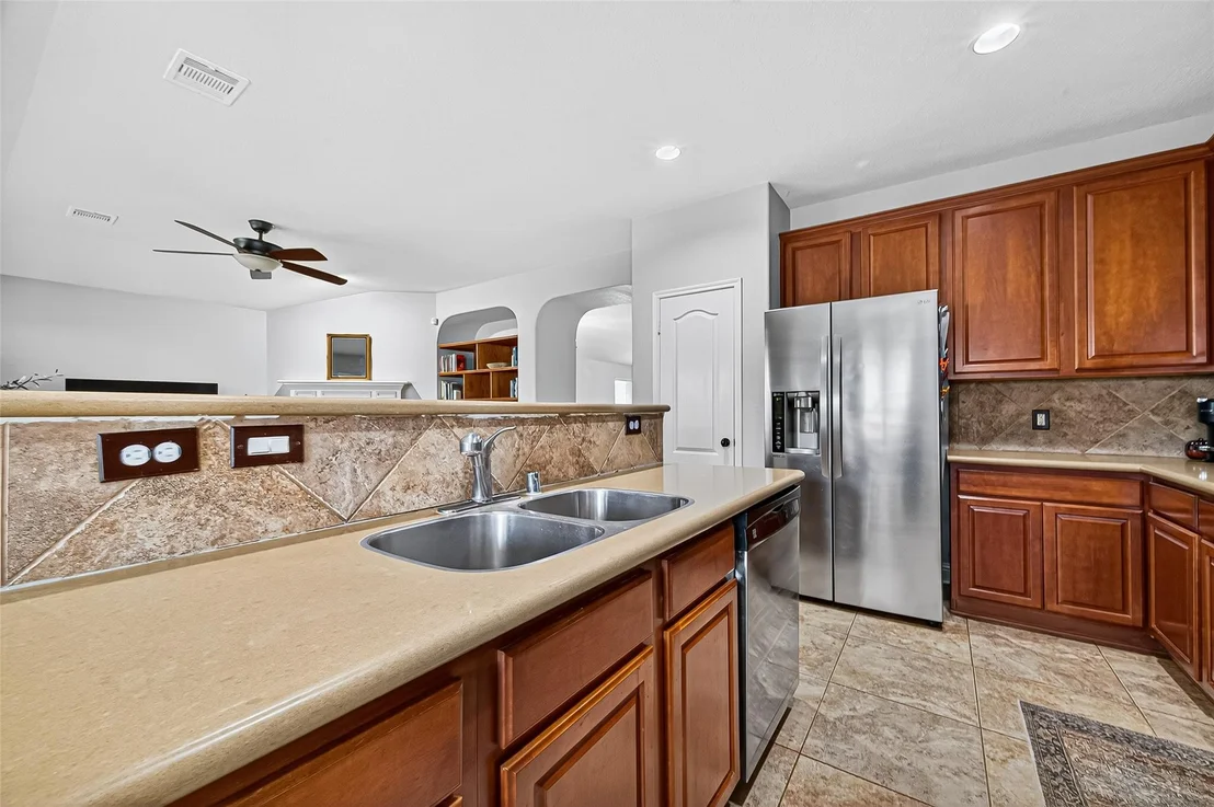Photo of 16202 Peach Bluff Lane