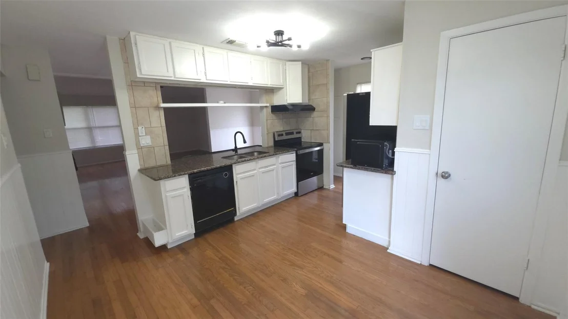 Photo of 3819 Westmeadow Drive