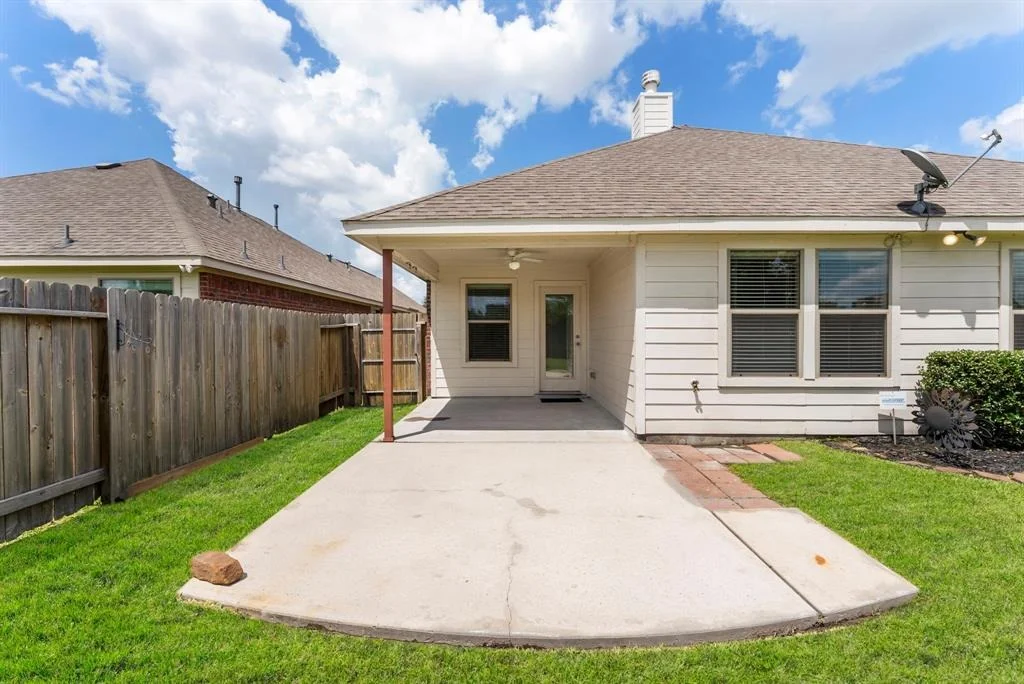 Photo of 28519 Lockeridge View Drive