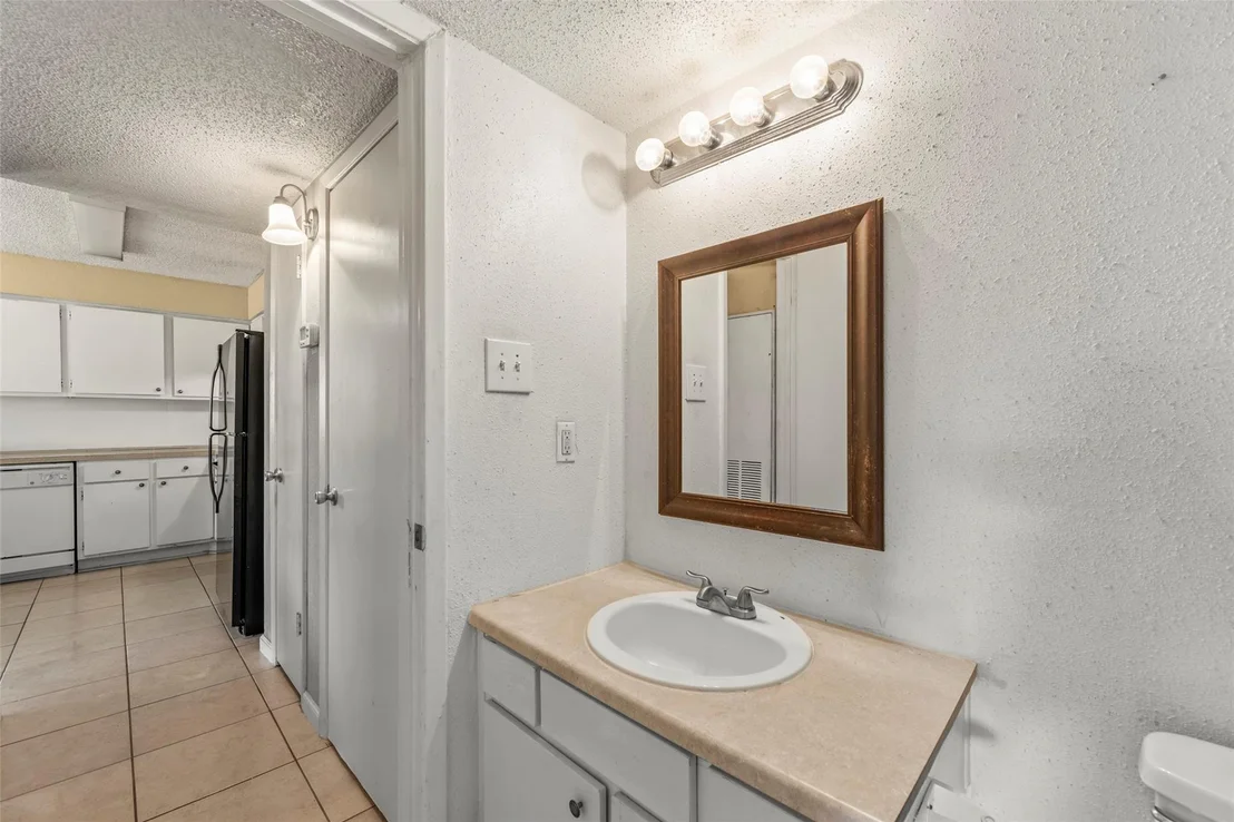 Photo of 12241 Coppertree Lane