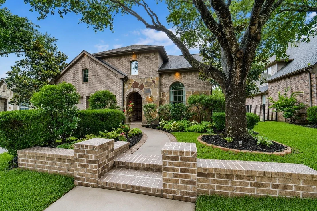 Photo of 18415 Pin Oak Bend Dr Drive