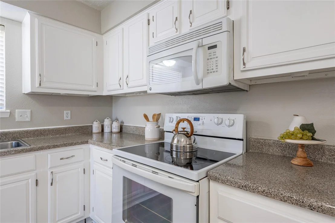 Photo of 17602 Heritage Bay Drive