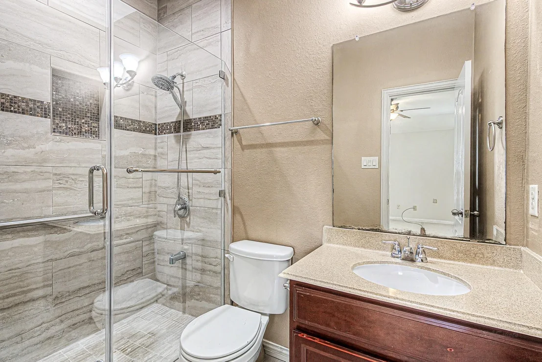 Photo of 2302 Blue Jay Lane