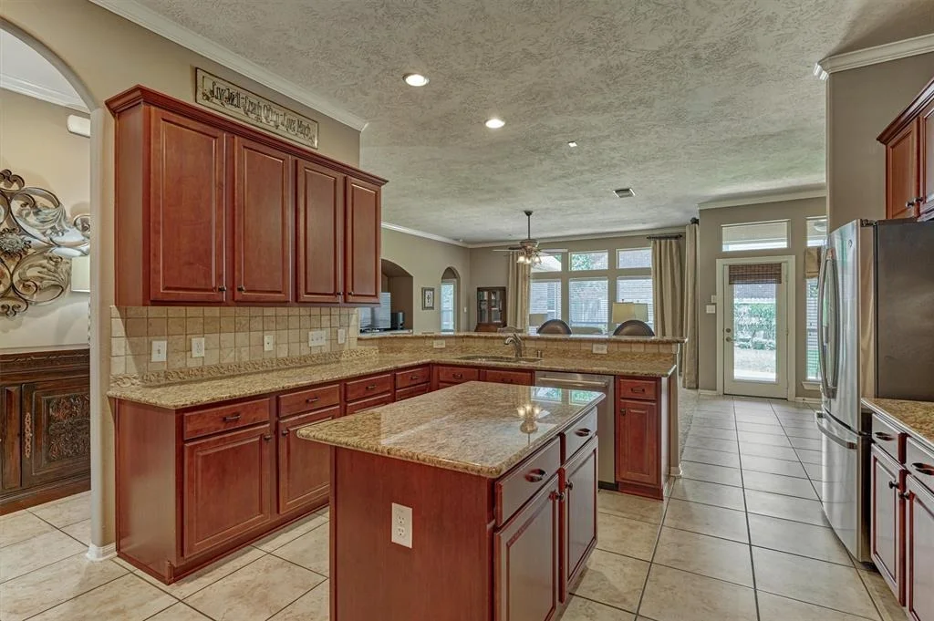 Photo of 25719 Northcrest Drive