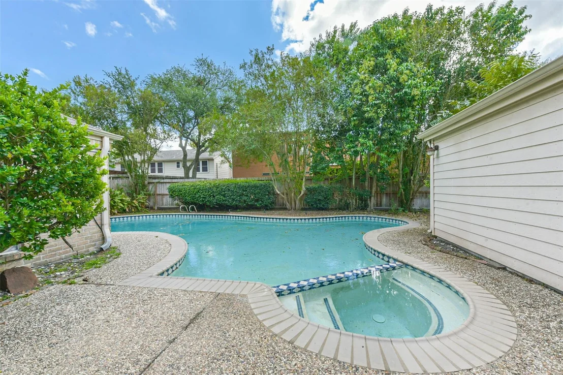 Photo of 1811 Rushbrook Drive