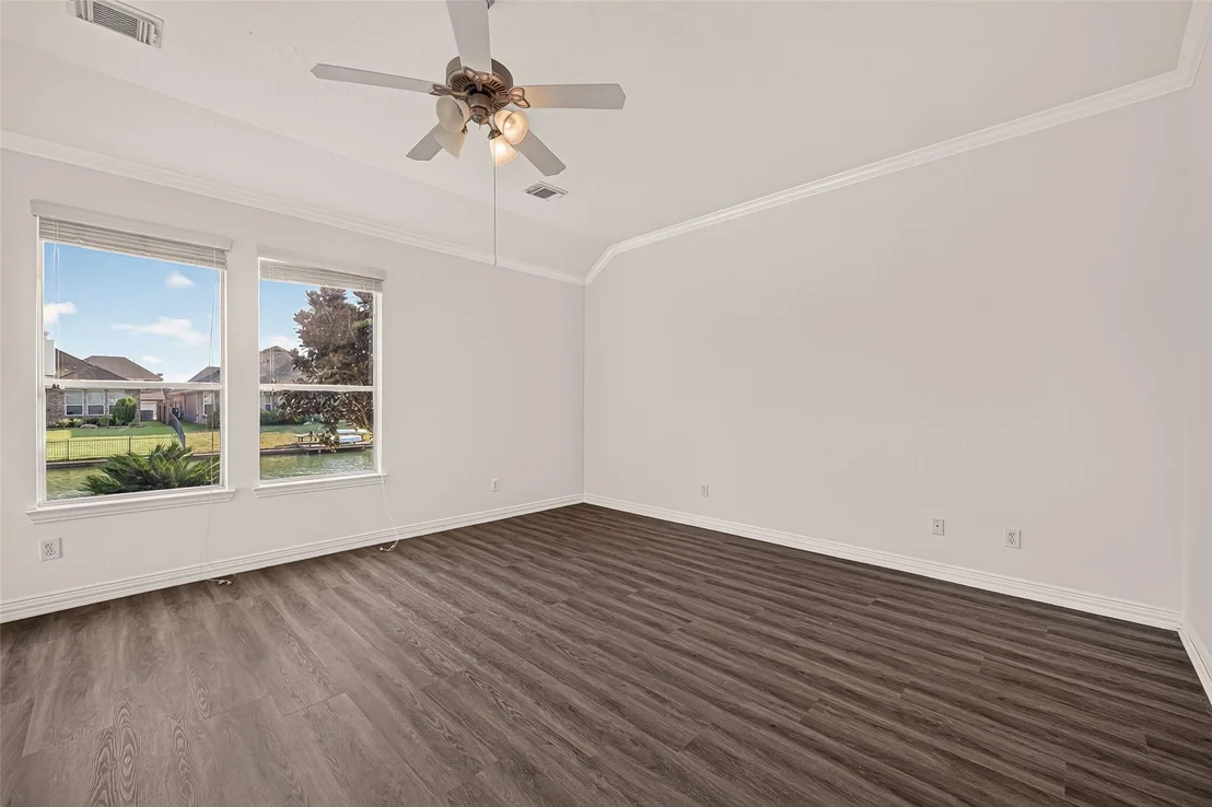 Photo of 18103 Blues Point Drive