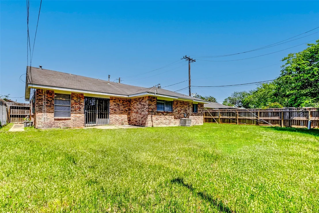Photo of 5318 Botany Lane