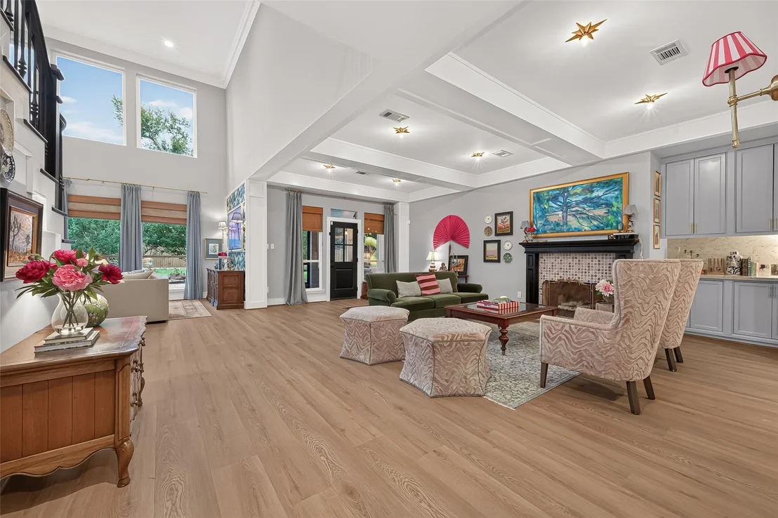 Photo of 38 N Longspur Drive
