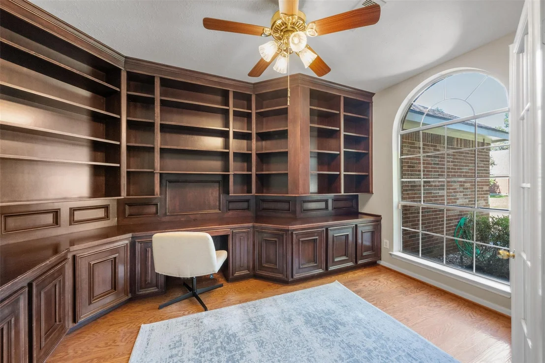 Photo of 18 Hidden Meadow Drive
