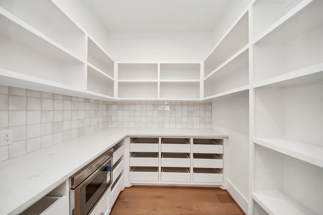 Photo of 1705 Saxon Drive