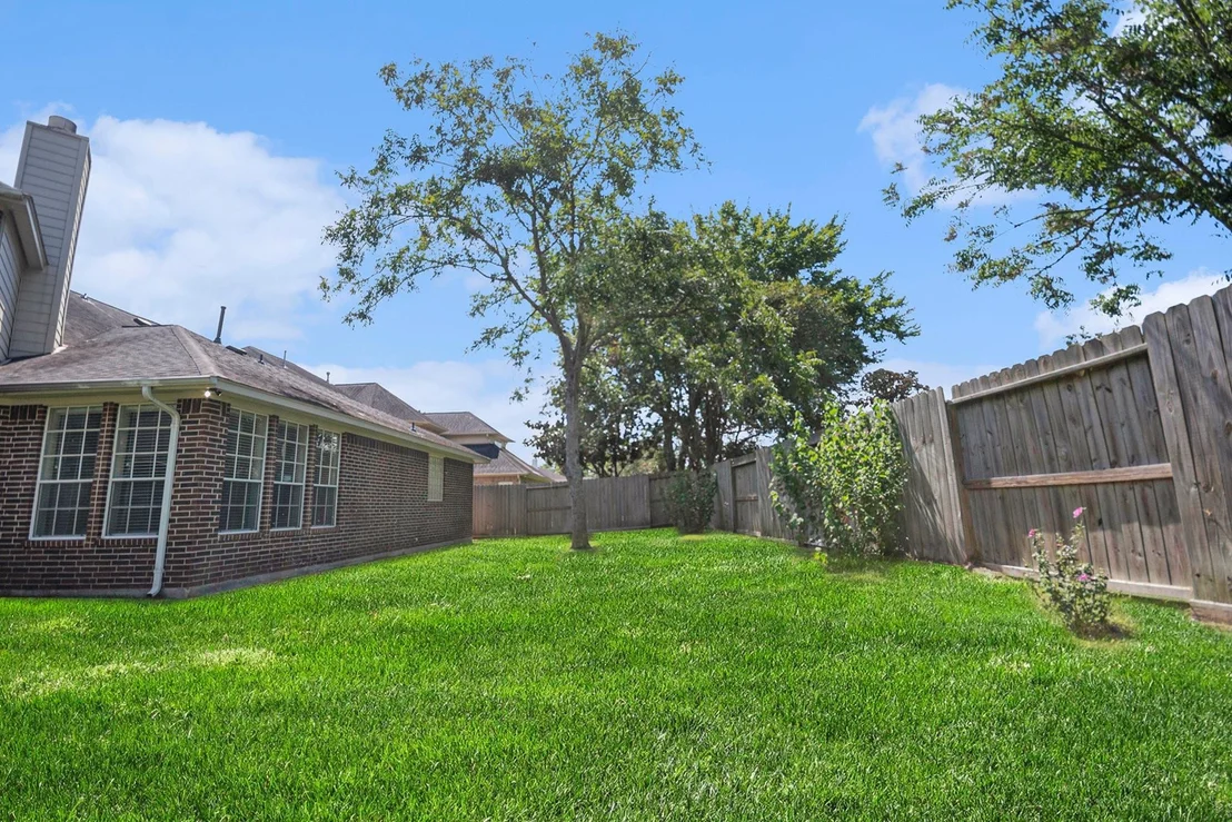 Photo of 4419 N Pine Brook Way